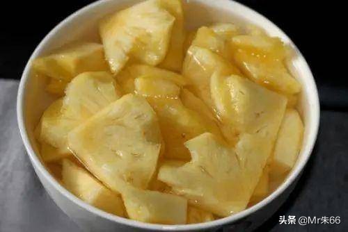 盐水泡菠萝的正确步骤,盐水泡菠萝正确泡法