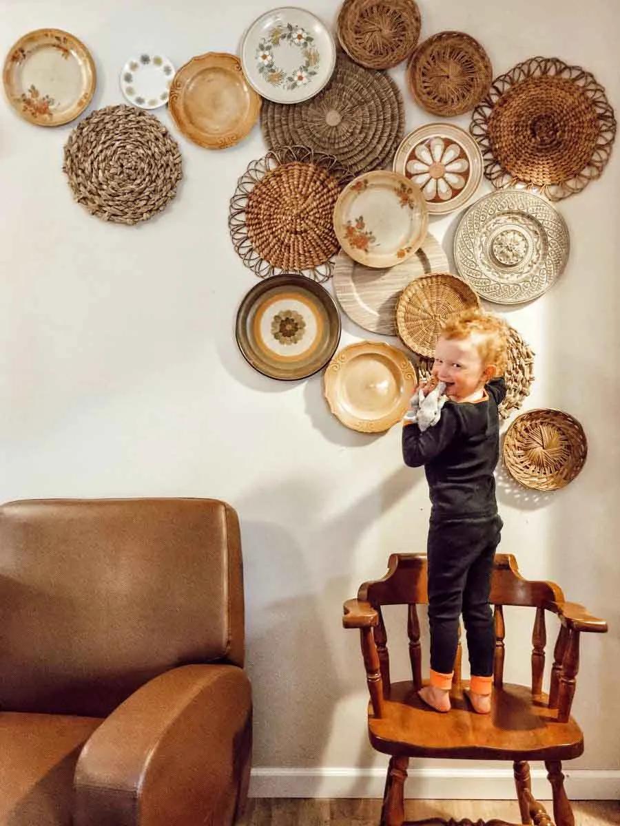 背景墙怎样装实用又好看,背景墙这样装修好看不过时