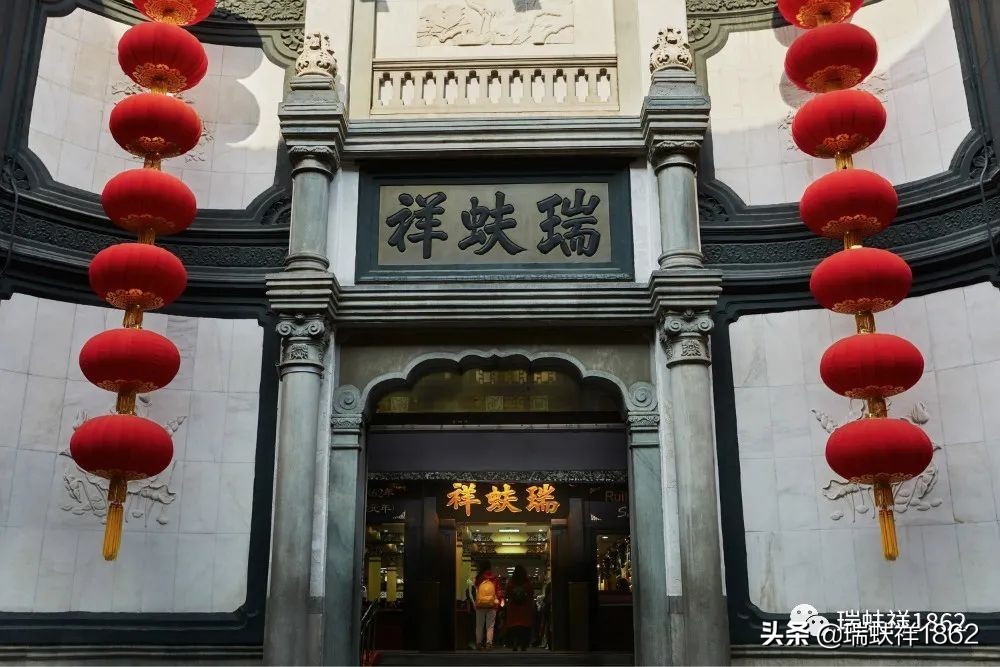 新中式旗袍图片,新中式旗袍古典