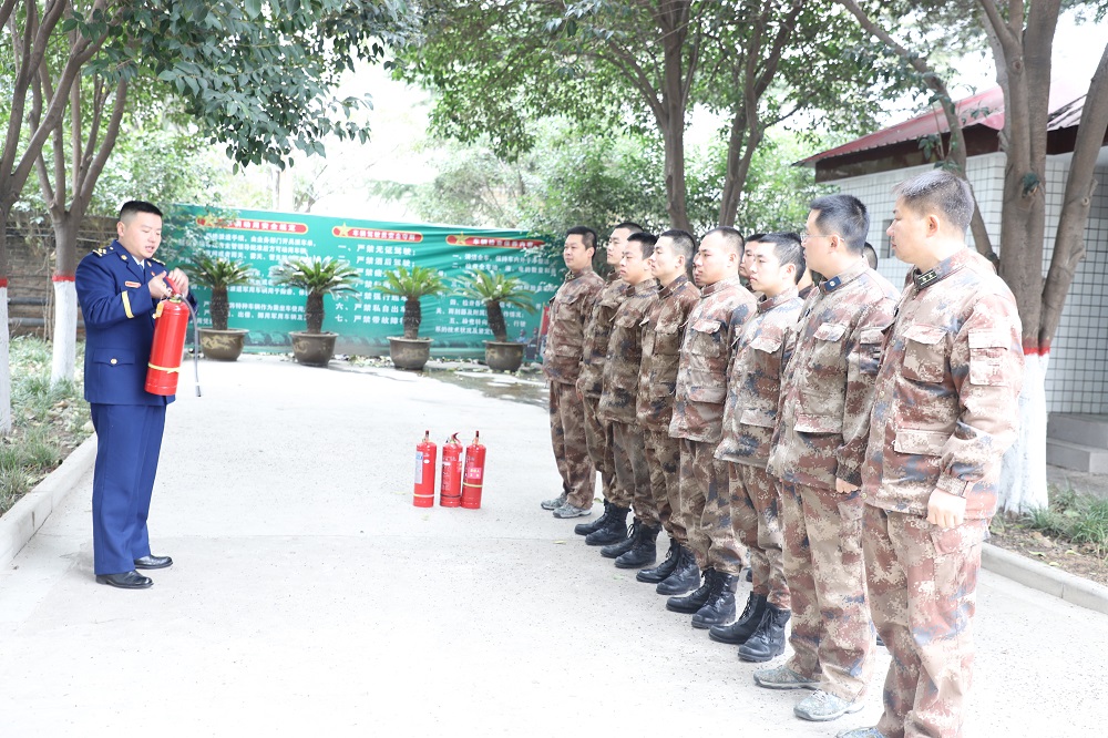 消防安全培训演练年度培训计划,深入兵站开展消防安全培训