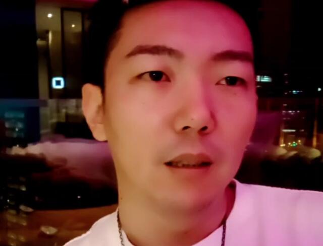 斗鱼户外一哥江小白,斗鱼户外直播一哥