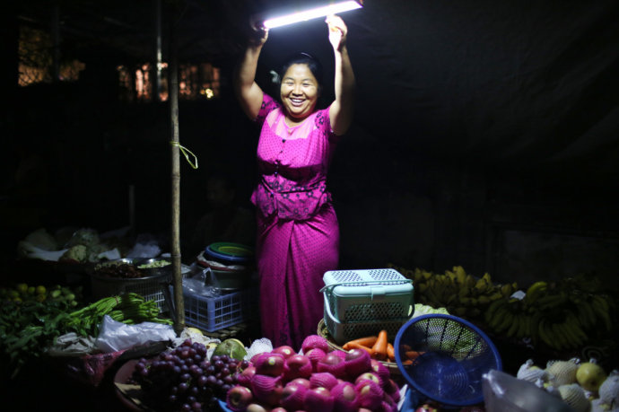 一座美丽的城市缅甸仰光,80年代的缅甸仰光城市