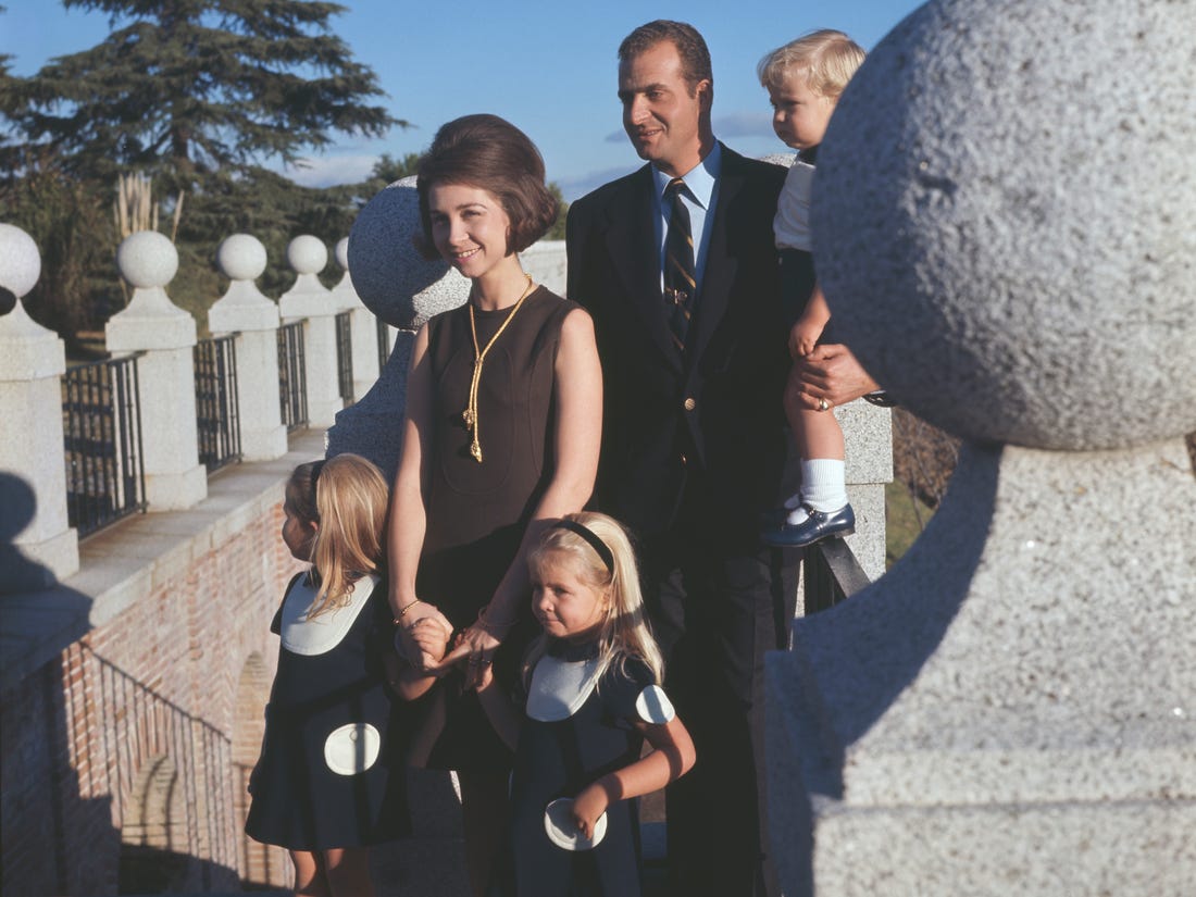 从不输戴安娜残成皱皮老太太,西班牙索菲亚大变样,都怪花心丈夫