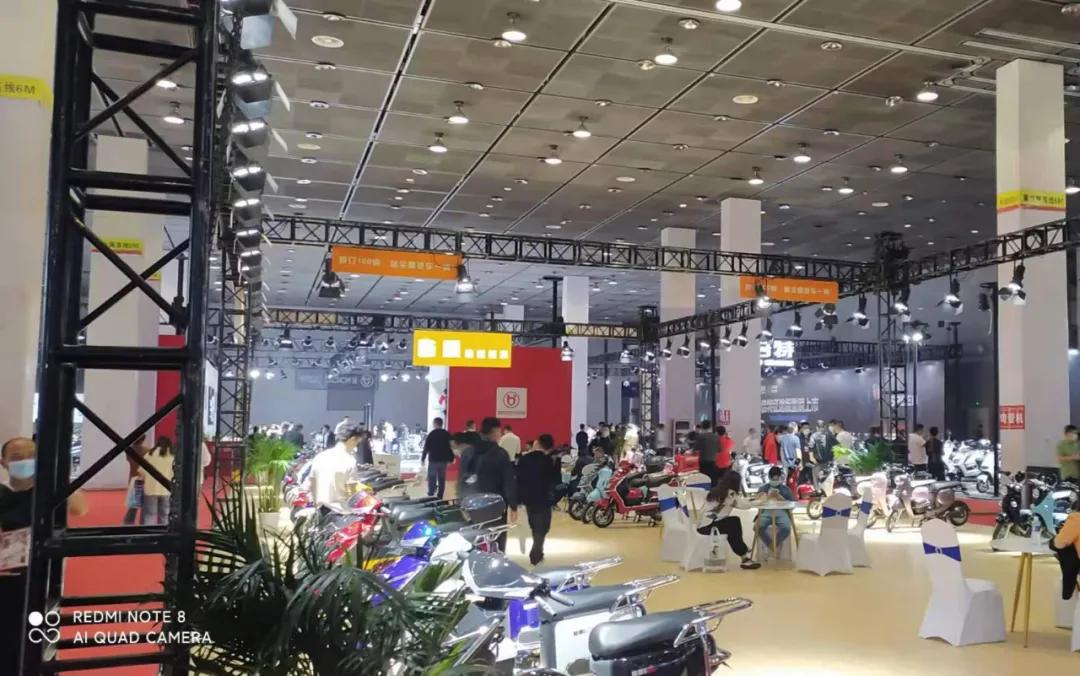 携产品惊艳亮相展会,携新品亮相展会