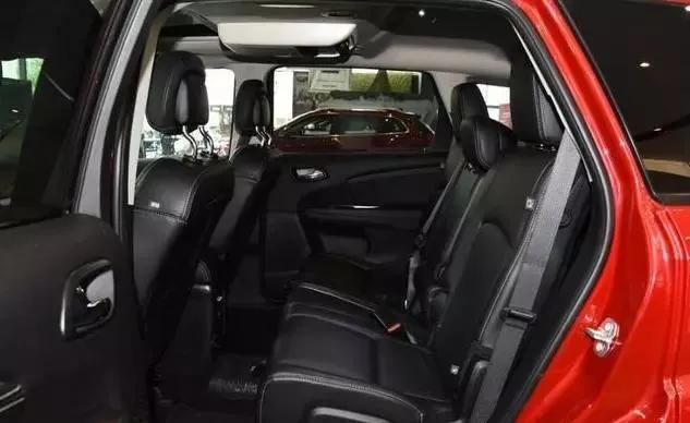 道奇酷威30万左右,道奇酷威2.4落地价