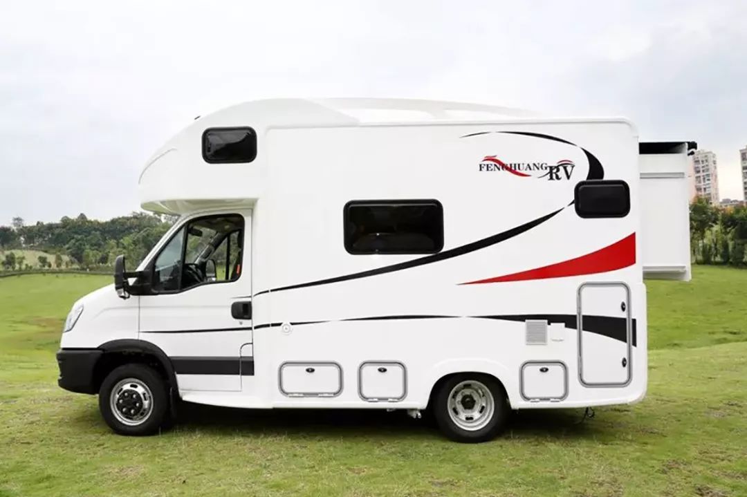 新款依维柯欧胜ad02后拓展房车,手动挡依维柯欧胜拓展房车大全