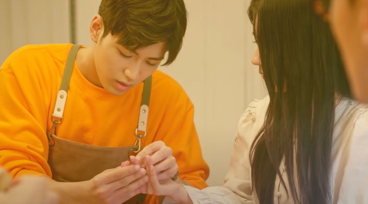 怎么判断有好感的人是不是正缘,怎么判断有好感的男生有没有对象