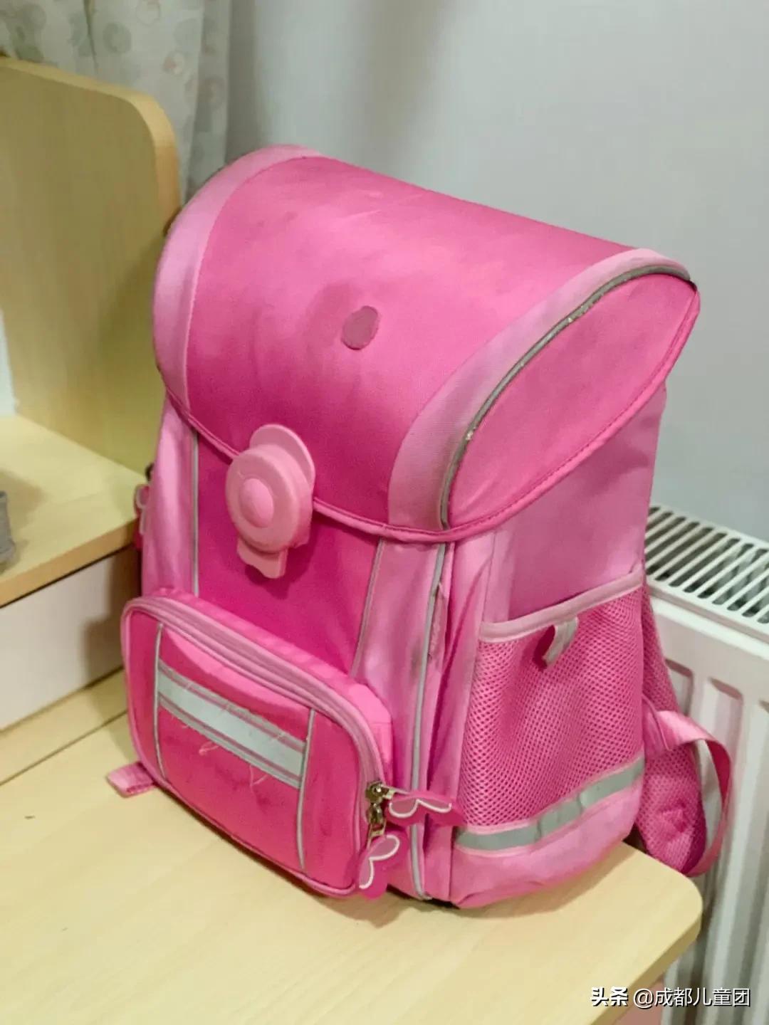 小学生用什么书包合适,小学生书包到底怎么选择好