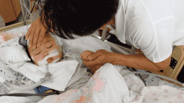 一对亚洲科学家夫妻，冷冻2岁女儿的大脑：希望未来还能见她一面