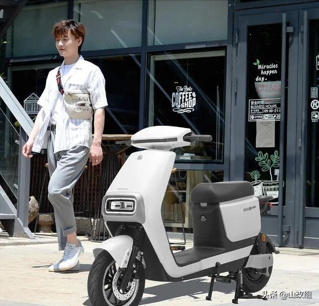 新日雅迪小刀绿源哪个质量最好,绿源爱玛雅迪电动车选哪款