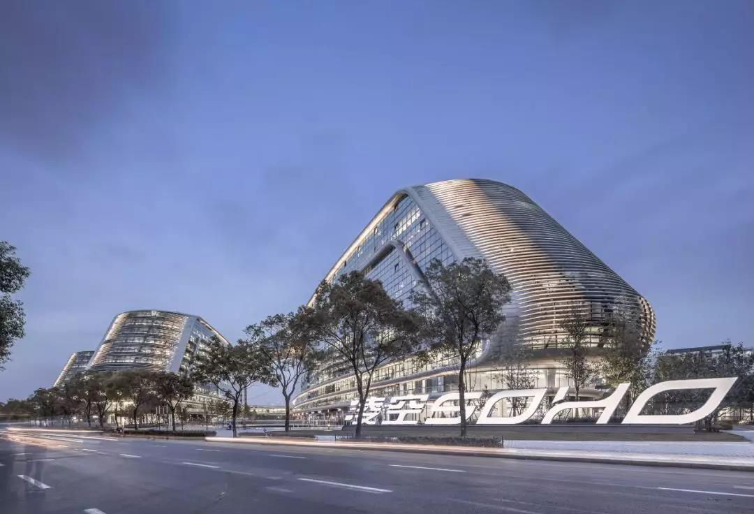 潘石屹为什么会清仓,soho中国潘石屹夫妇清仓