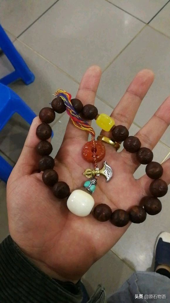 文玩小故事视频,文玩有趣的小故事