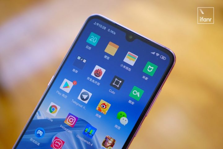 小米9和opporeno十倍变焦哪个好,小米9测评值得买吗