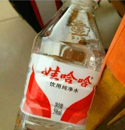 被小学生堵厕所搞笑视频,被一群小学生堵厕所怎么办