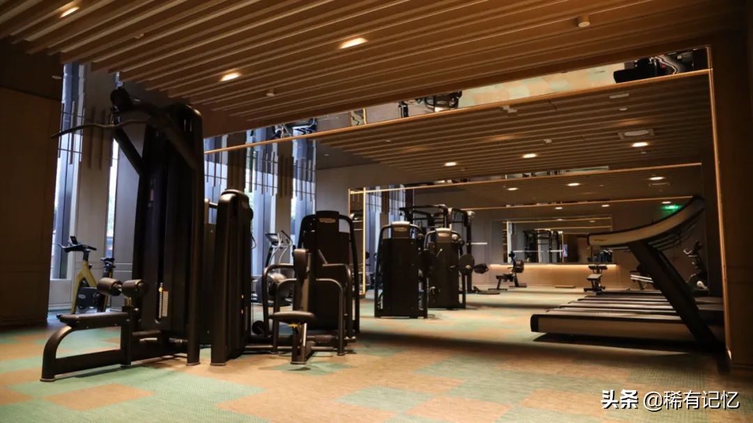 苏州顶奢酒店推荐,在苏州最高酒店住一晚是什么体验