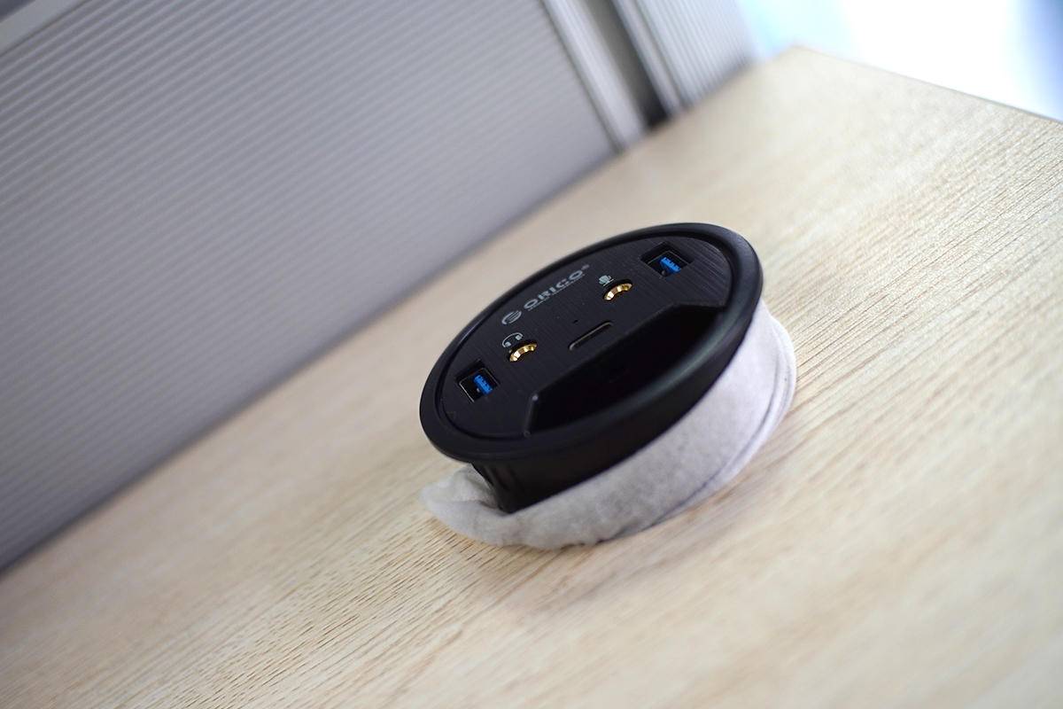 榨干桌洞最后的价值,ORICO桌洞式集线器上手体验