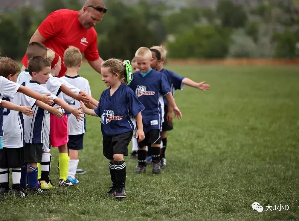 7岁孩子应该学会的运动项目,提高孩子运动能力的运动项目