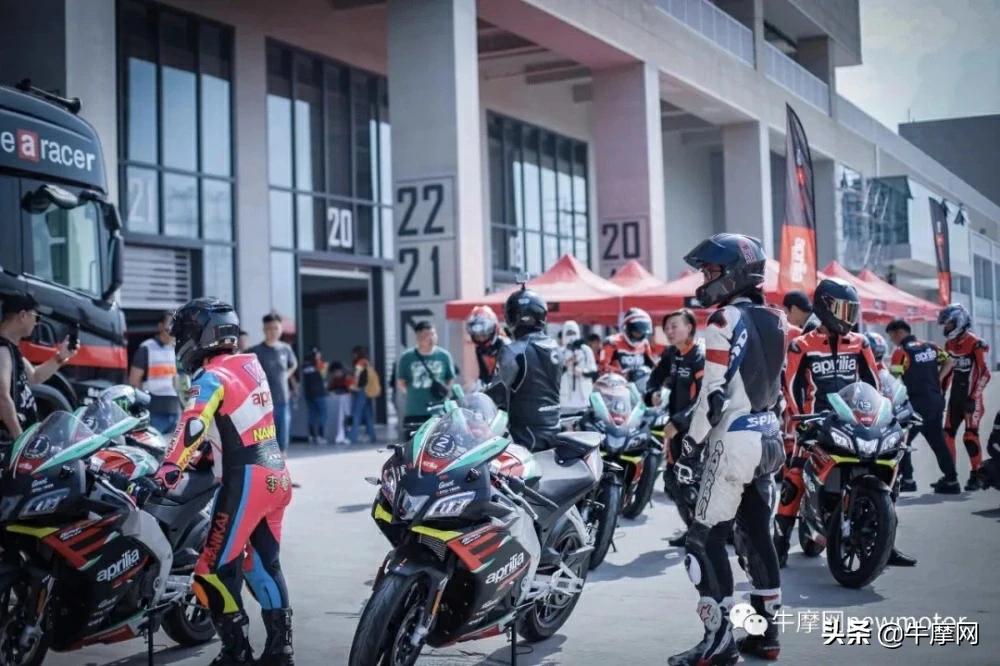 纯正赛车血统,阿普利亚GPR250R西安赛道体验来了