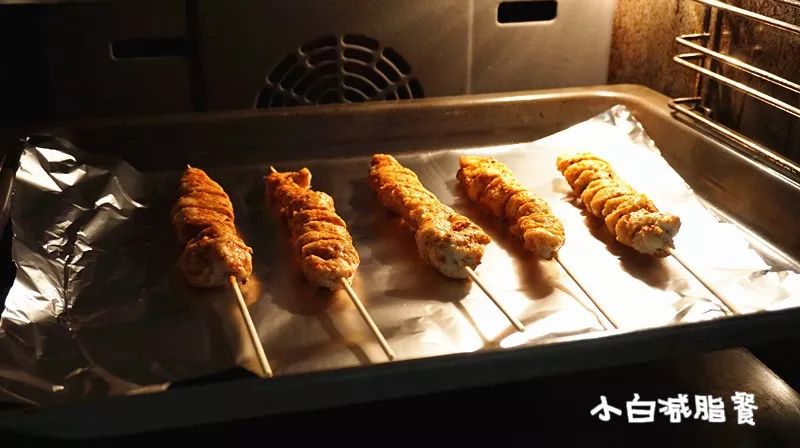 面筋蒸出来全是水,面筋粉做面筋煮多久