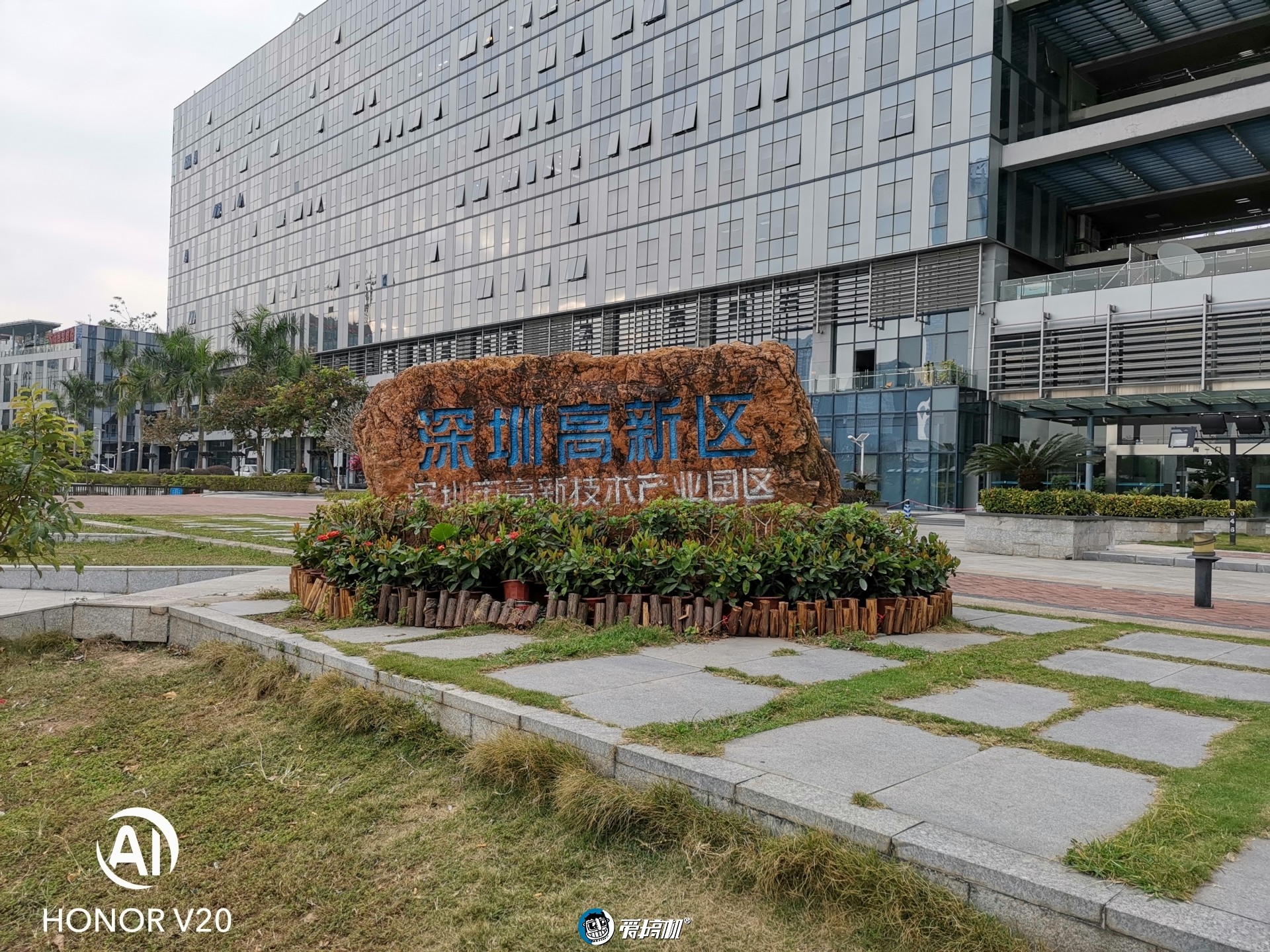 荣耀v20如何用4800万的像素拍,荣耀v20的4800万超清拍照更新