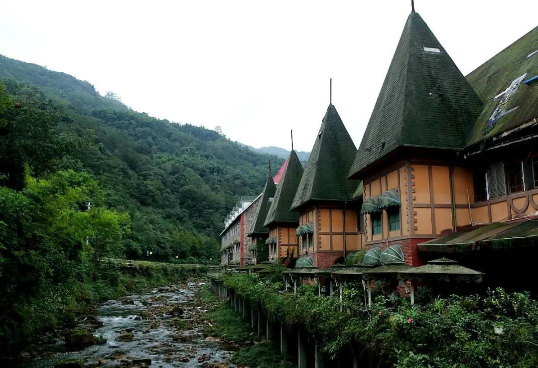 川西泡温泉看雪景,川西自驾游玩2天2夜加温泉12月份
