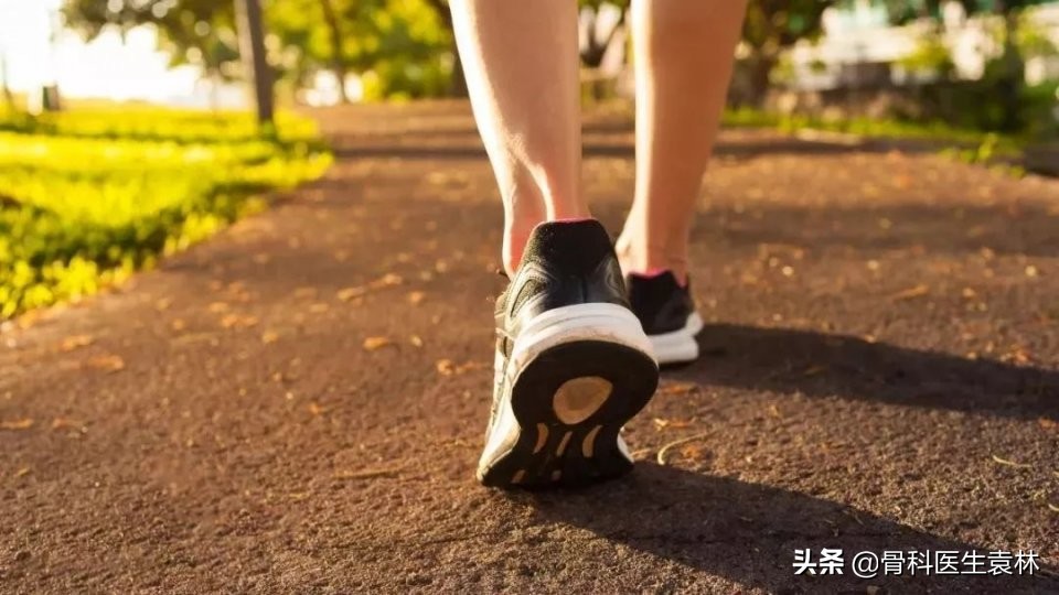 膝盖骨刺是什么原因引起,膝盖长骨刺是什么原因怎么治