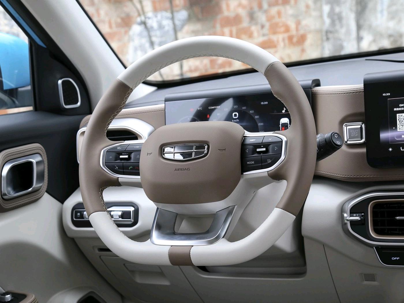 吉利小路虎2020,吉利小路虎红色