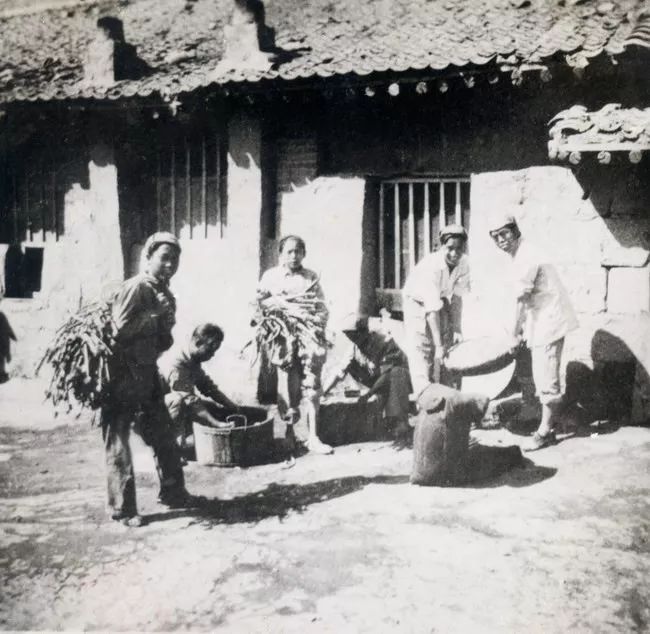 毛主席和周总理领衔创立的延安鲁艺，到底是怎样的学校呢？