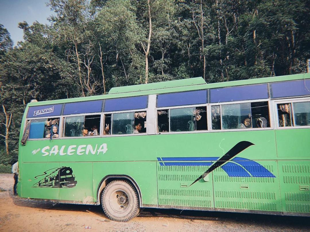 这个微笑国度,见人就夸漂亮,300元就能在天空滑翔