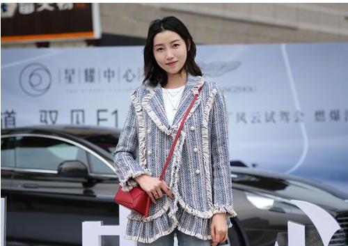 脖子短圆脸剪什么短发,大圆脸齐脖一刀切短发