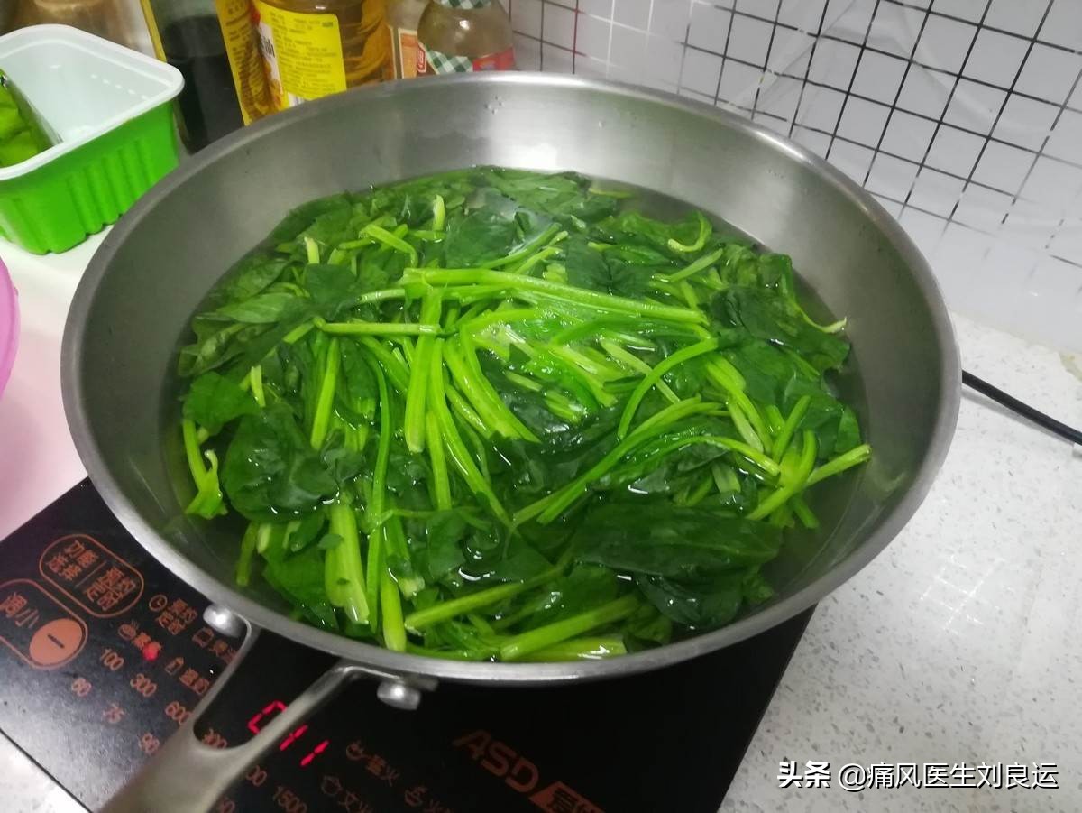莴笋嘌呤高吗痛风可以吃吗,菠菜嘌呤不高为啥痛风不能吃
