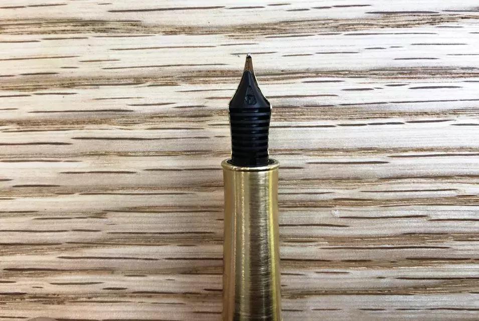 你的卓尔不群，我从未遗忘