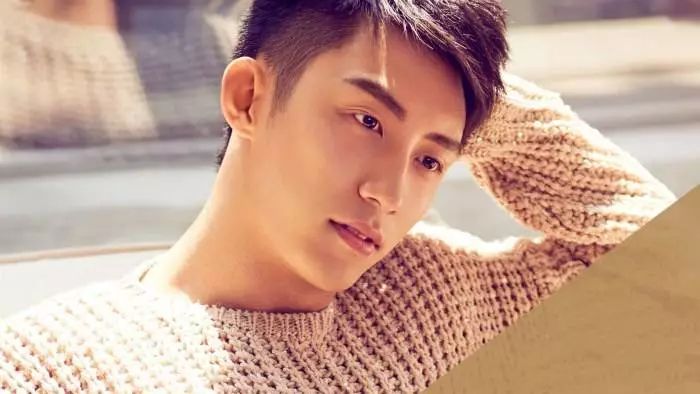 钢铁直男黄景瑜搞笑视频,黄景瑜钢铁直男完整版