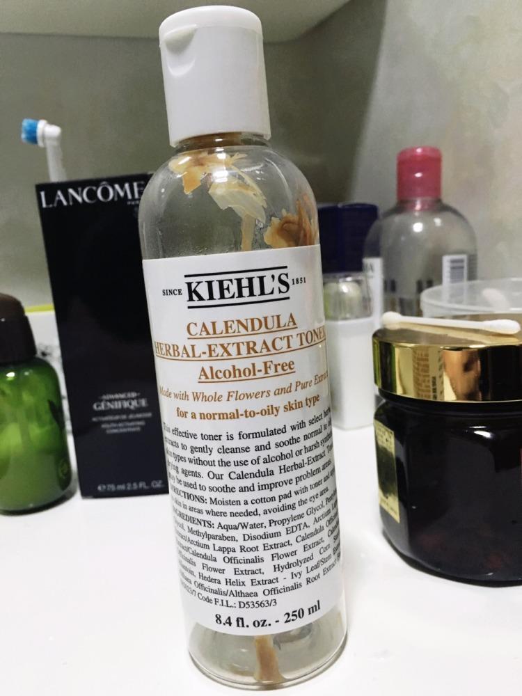 科颜氏金盏花水适合干性皮肤吗 (科颜氏的金盏花水适合什么肤质)