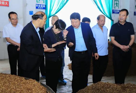 甘肃特产红川酒,甘肃红川酒业老字号