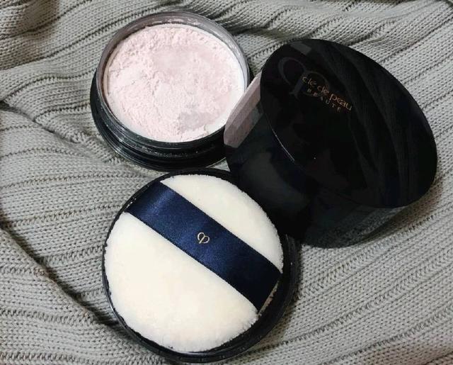 大牌控油持妆散粉测评,大牌油皮持久定妆散粉