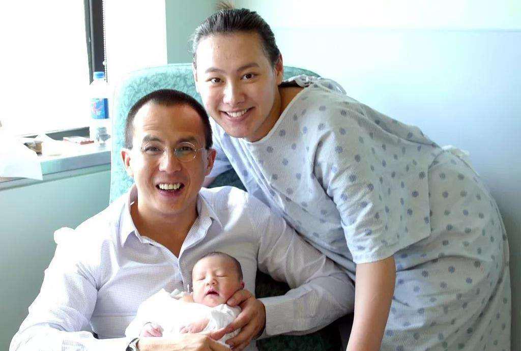 离婚后小三和前夫结婚生孩子了,分手后意外怀上了首富的孩子