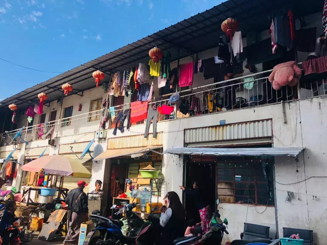 来姐告口岸体验一把非一般的跨境“网”商