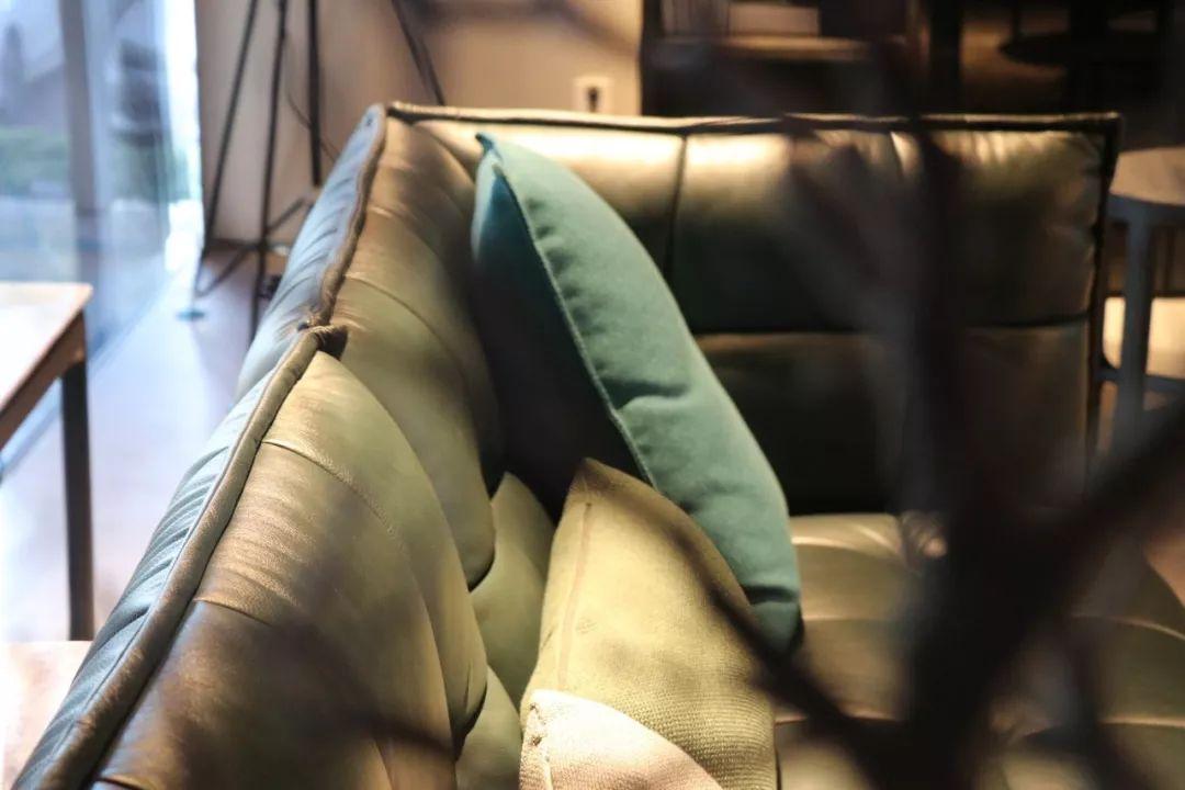 斯帝罗兰沙发极简风,斯帝罗兰哪款沙发最推荐