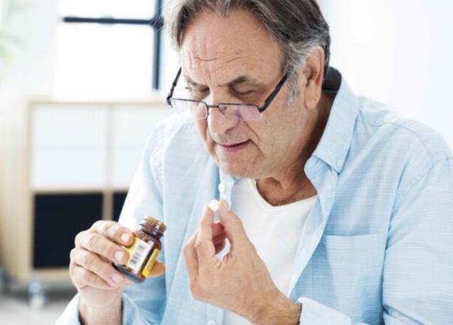 高血压不能喝电解质水饮料吗,高血压患者不宜喝汤吗