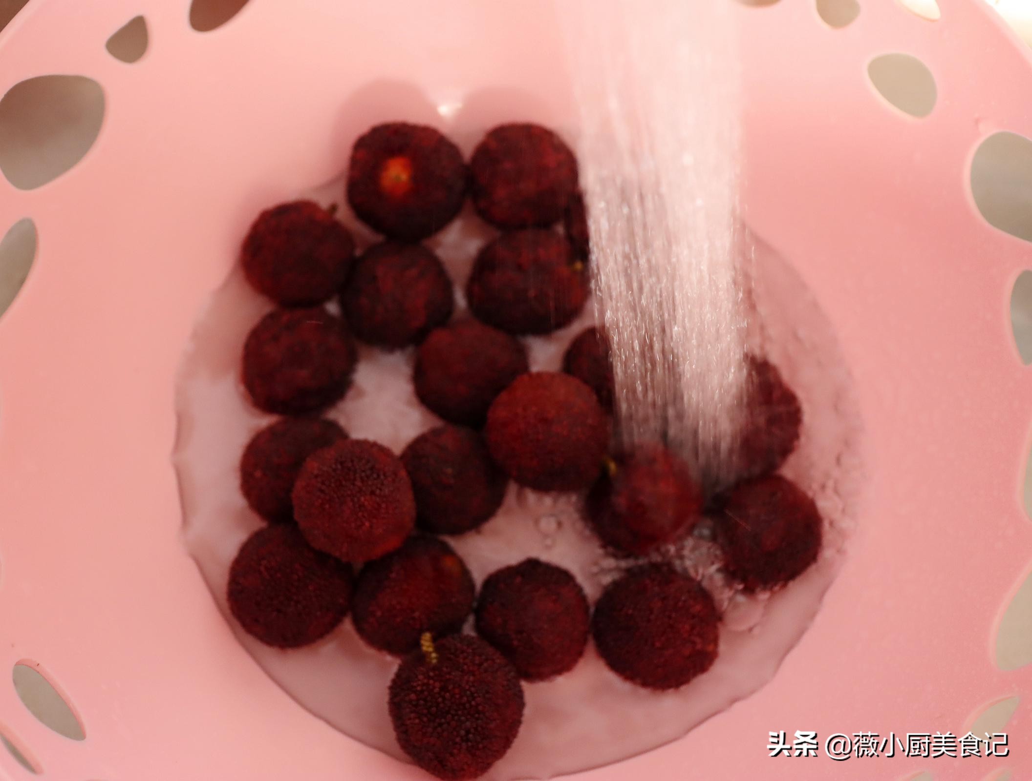 杨梅没有洗出虫子可以吃吗,杨梅泡多久虫子就可以彻底出来