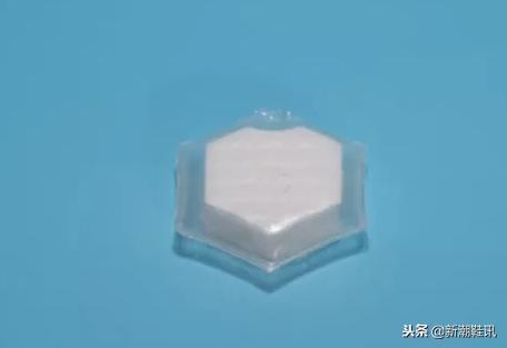 aj33pe郭艾伦莆田有几个版本,aj33郭艾伦的鞋码偏大还是偏小