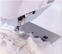 怎样用缝纫机压脚包布边,缝纫机各种压脚的用法