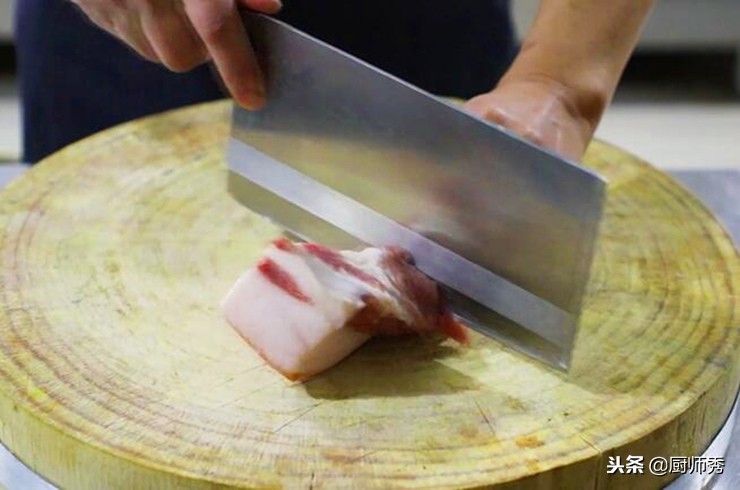 灌汤水饺的正宗制作方法,灌汤水饺怎么做比较好吃