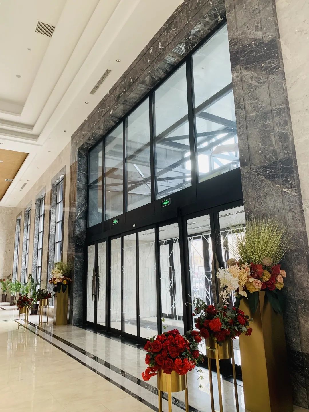 哪些酒店有大型会议室,带有会议室功能的酒店