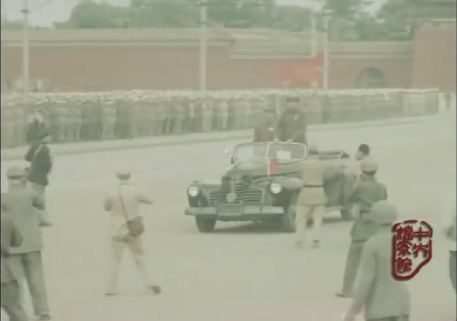 北京汽车博物馆第一代解放牌卡车,北京老爷车博物馆红旗轿车