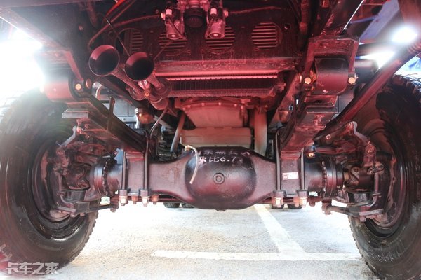 自卸拉木头神器,山区拉木头神器