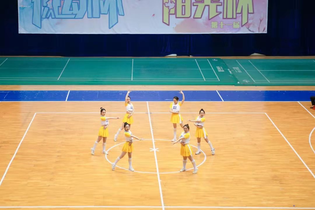 五月动起来图片,五月动起来舞蹈视频