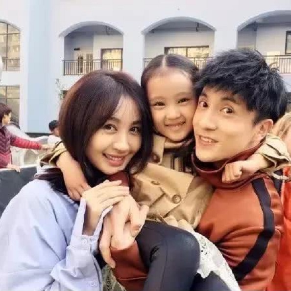 明星家孩子的乳名搞笑,明星的奇葩小名