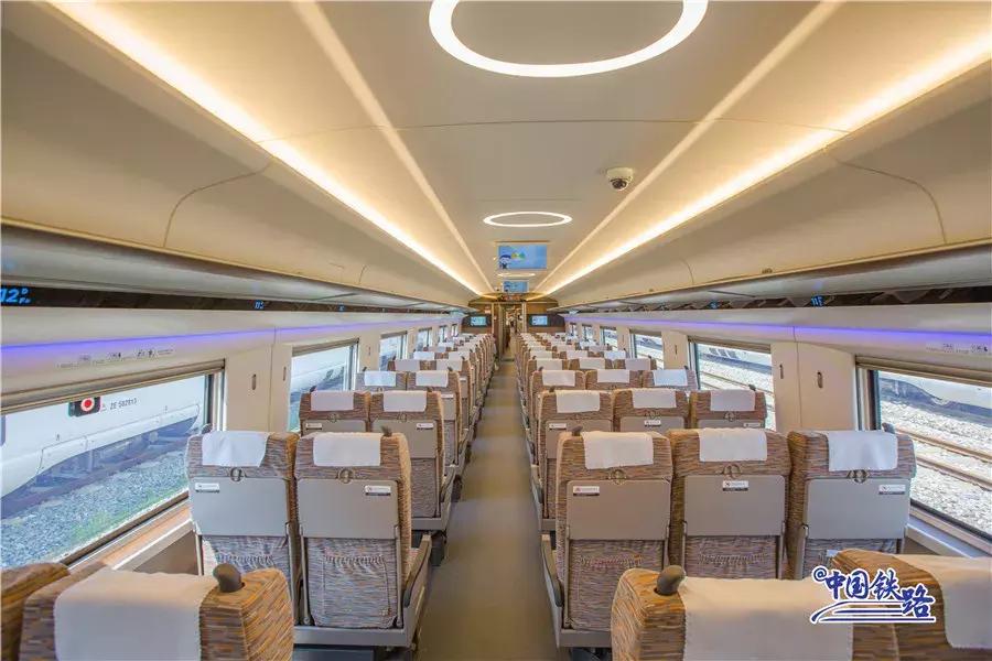 占座预警！复兴号上的神秘小灯为你亮起